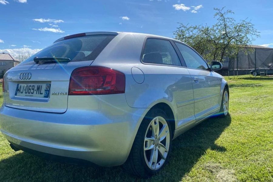 1-7 paroms, 30€ už parą. 8-14 parų, 25€ už parą. 15-30 parų, 20€ už parą. 30+ parų, 18€ už parą.