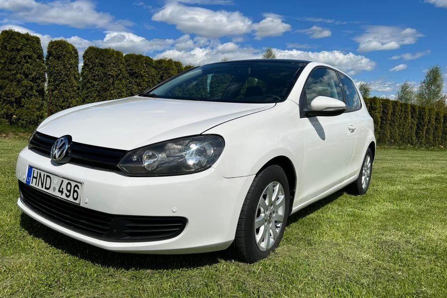 1-7 paroms, 30€ už parą. 8-14 parų, 25€ už parą. 15-30 parų, 20€ už parą. 30+ parų, 18€ už parą.